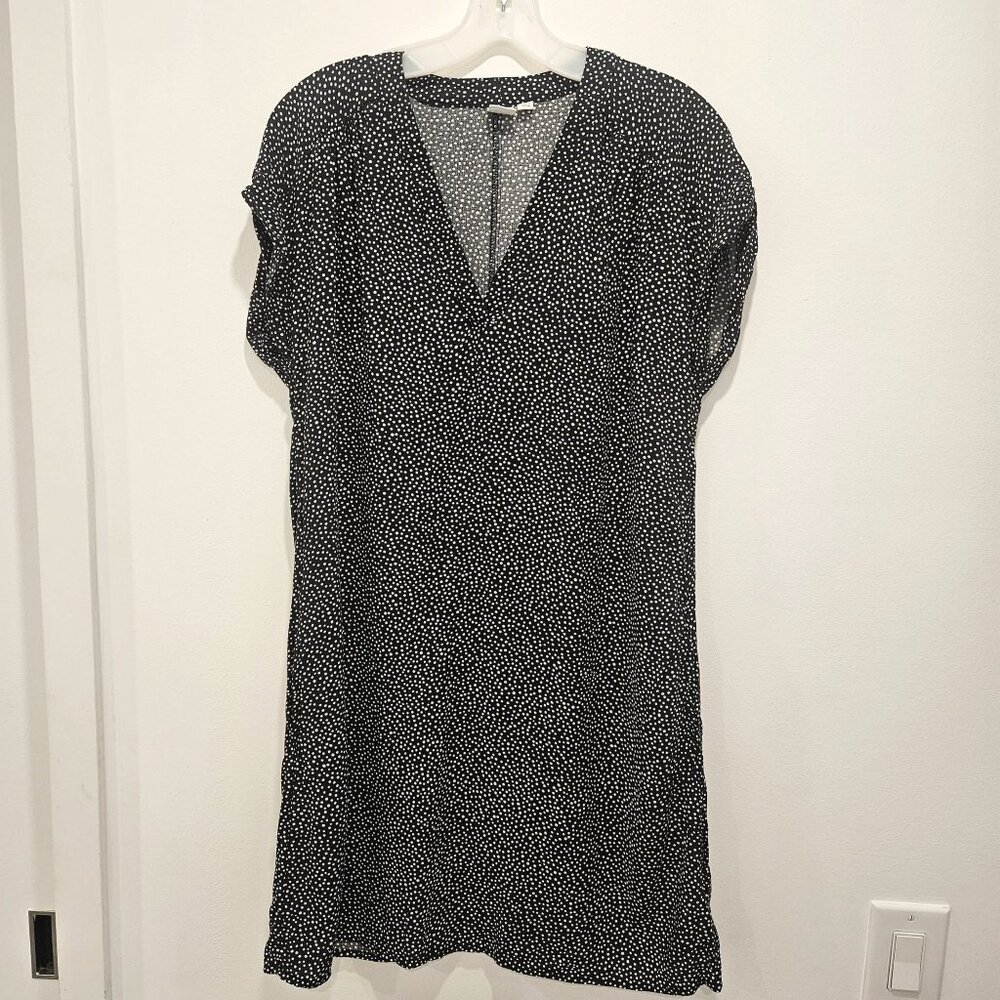 Gap Factory Women's V-Neck Lightweight Dress Black & White Polka Dots Size S
